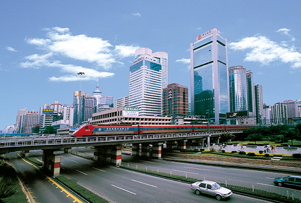 1994年12月22日:國內(nèi)首條時速160公里的鐵路——廣深鐵路通車.jpg